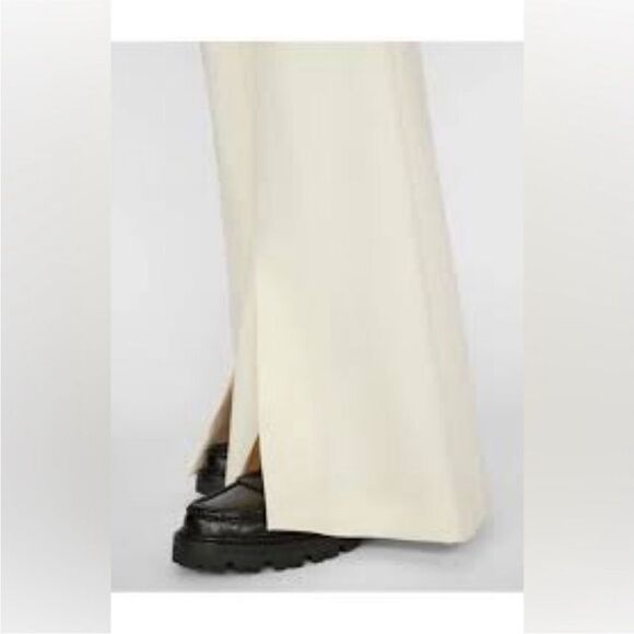 Frame NWT SLIM EXAGGERATED FLARE in Off White Size 12 - Picture 8 of 9